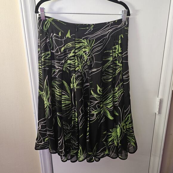 MANYUS Green Tropical Silk Skirt Size M Flare Flowy Midi Lined Soft Alt Goth - Picture 6 of 8
